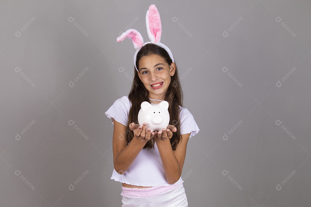 Linda menina garota usando fantasia de coelho Conceito Feliz Páscoa