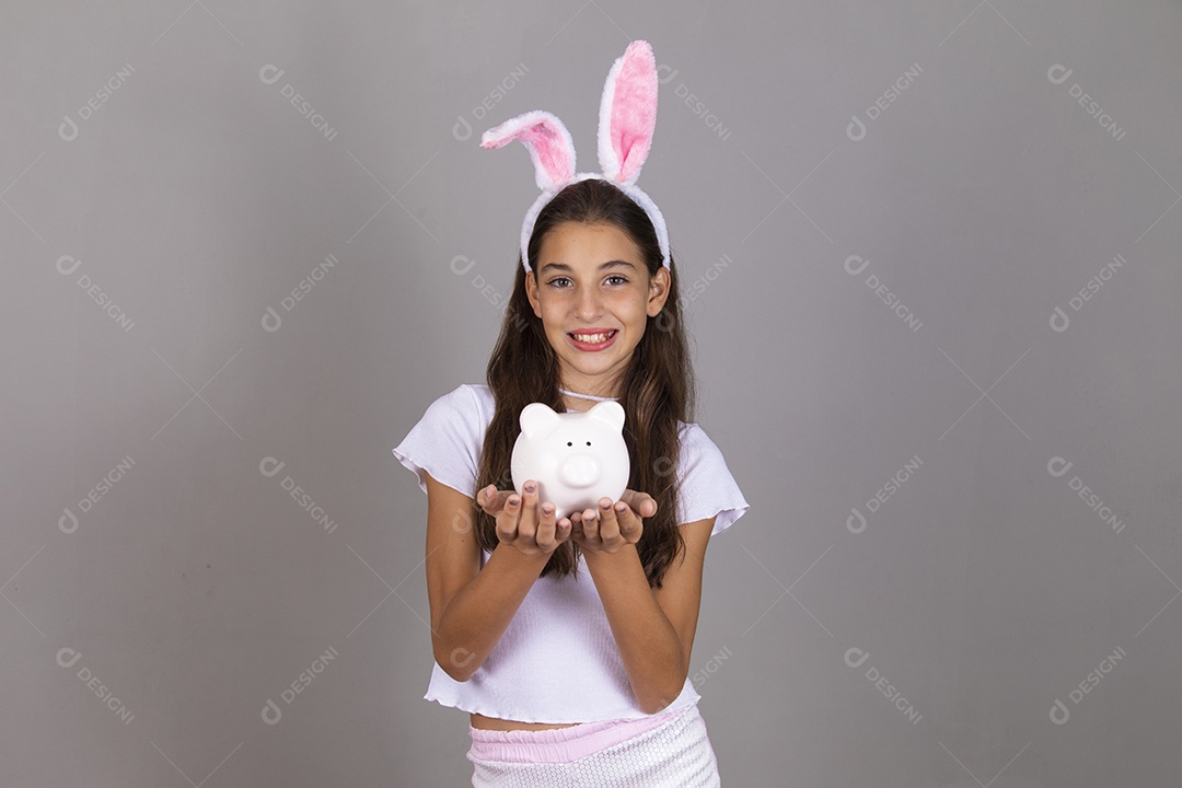 Linda menina garota usando fantasia de coelho Conceito Feliz Páscoa