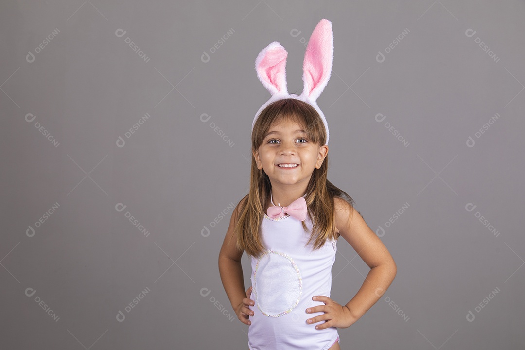 Lindas meninas garotas usando fantasia de coelho Conceito Feliz Páscoa