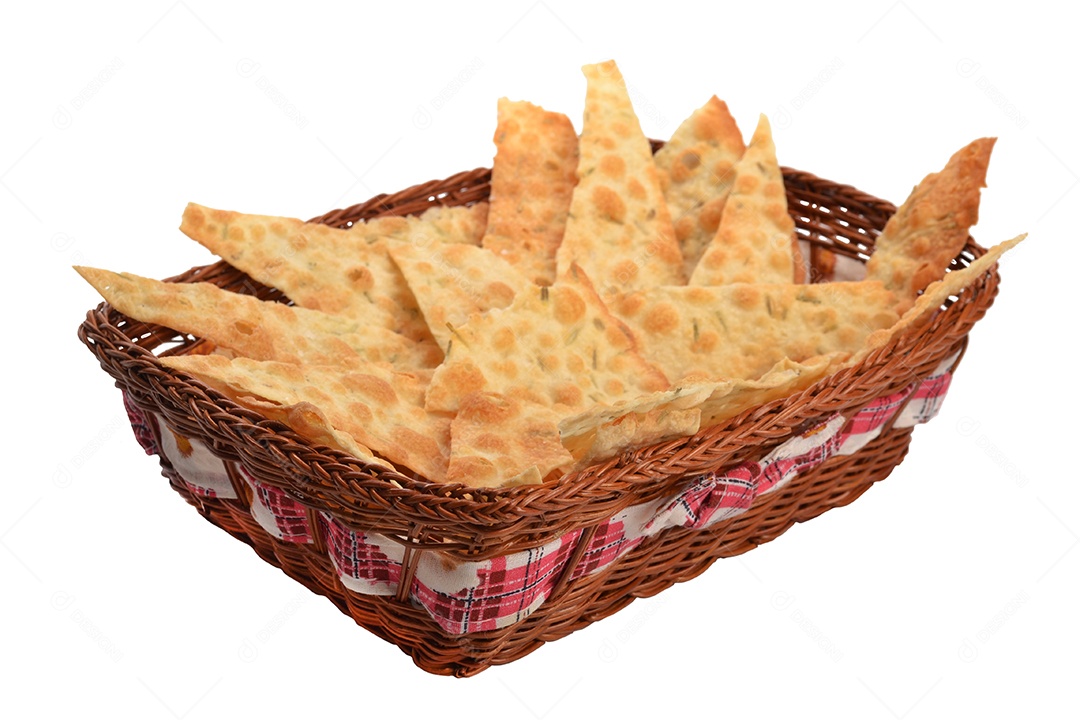 Lanches feitos de massa de pizza com especiarias em fundo branco