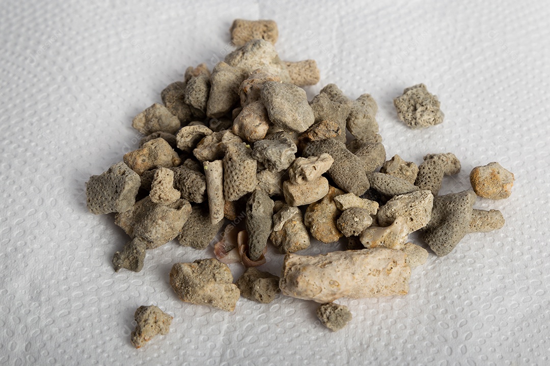 Meio reator de cálcio.