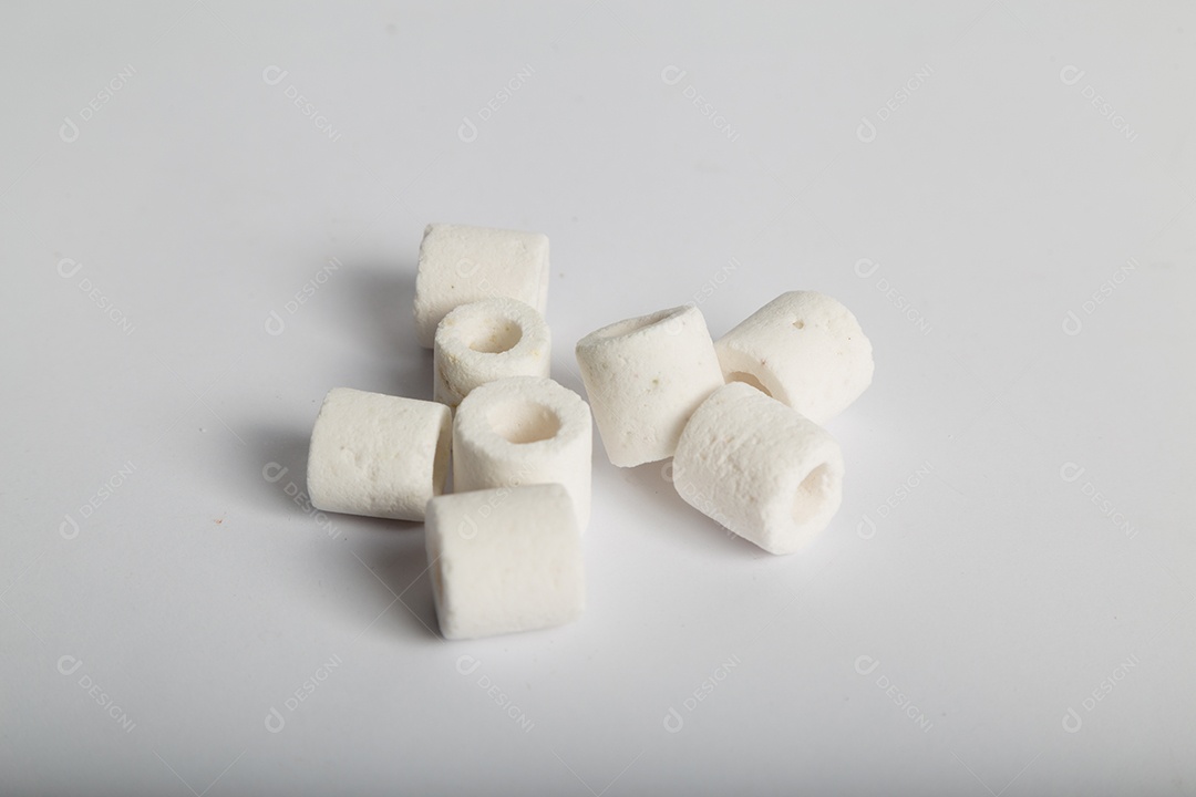 Mídia cerâmica para aquário marinho.