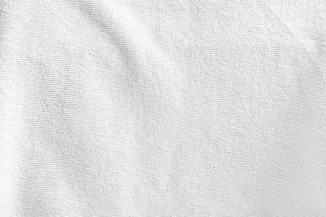 Textura gradiente de linho branco estilo de curva turva de tecido de luxo abstrato, roupa de cama enrugada e sombras cinza escuras, plano de fundo