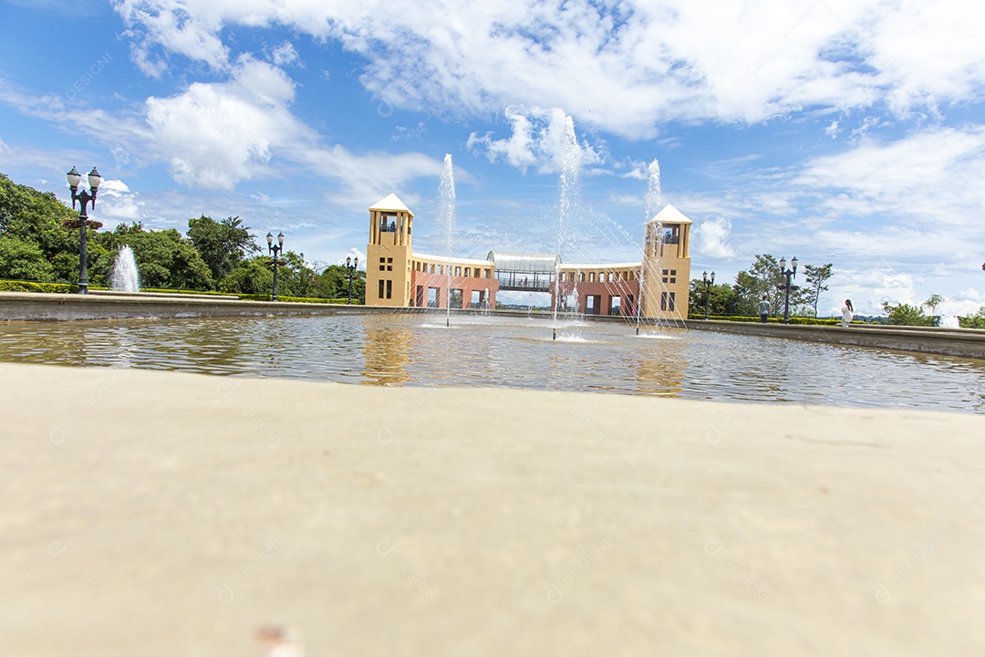 Linda edifício grande lugar turístico