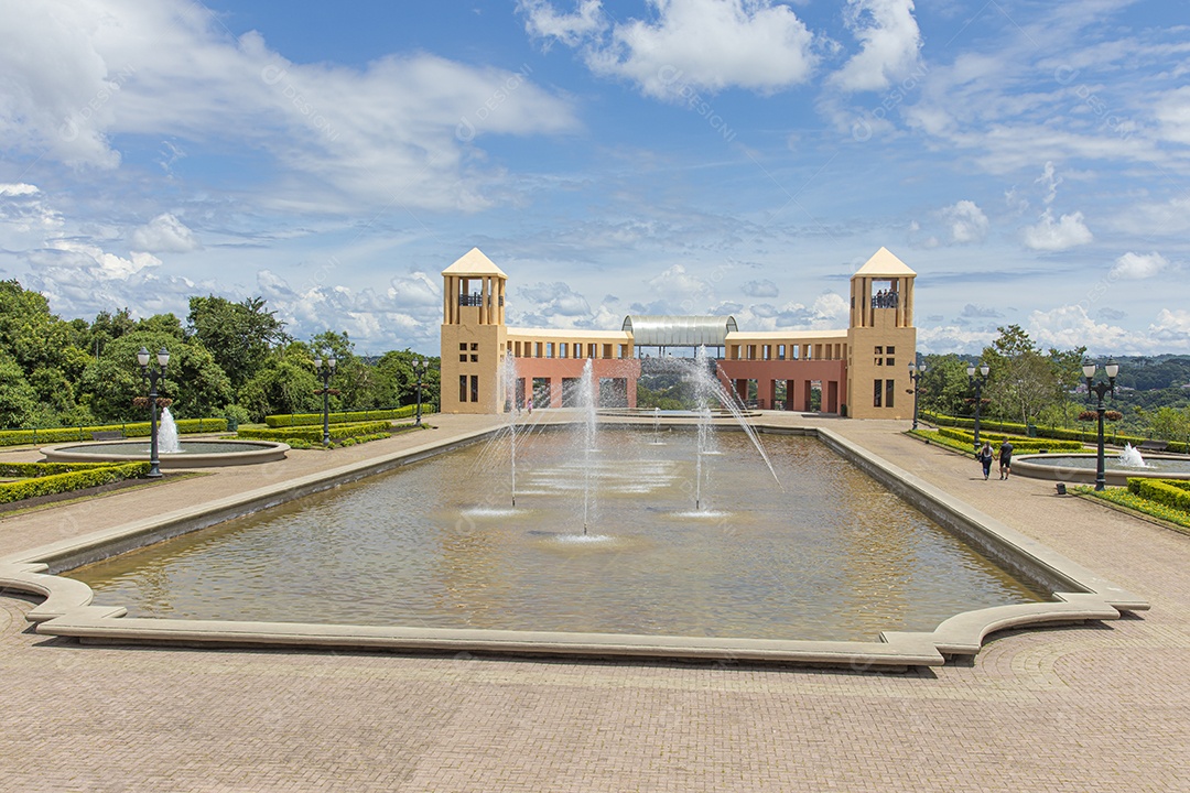 Linda edifício grande lugar turístico