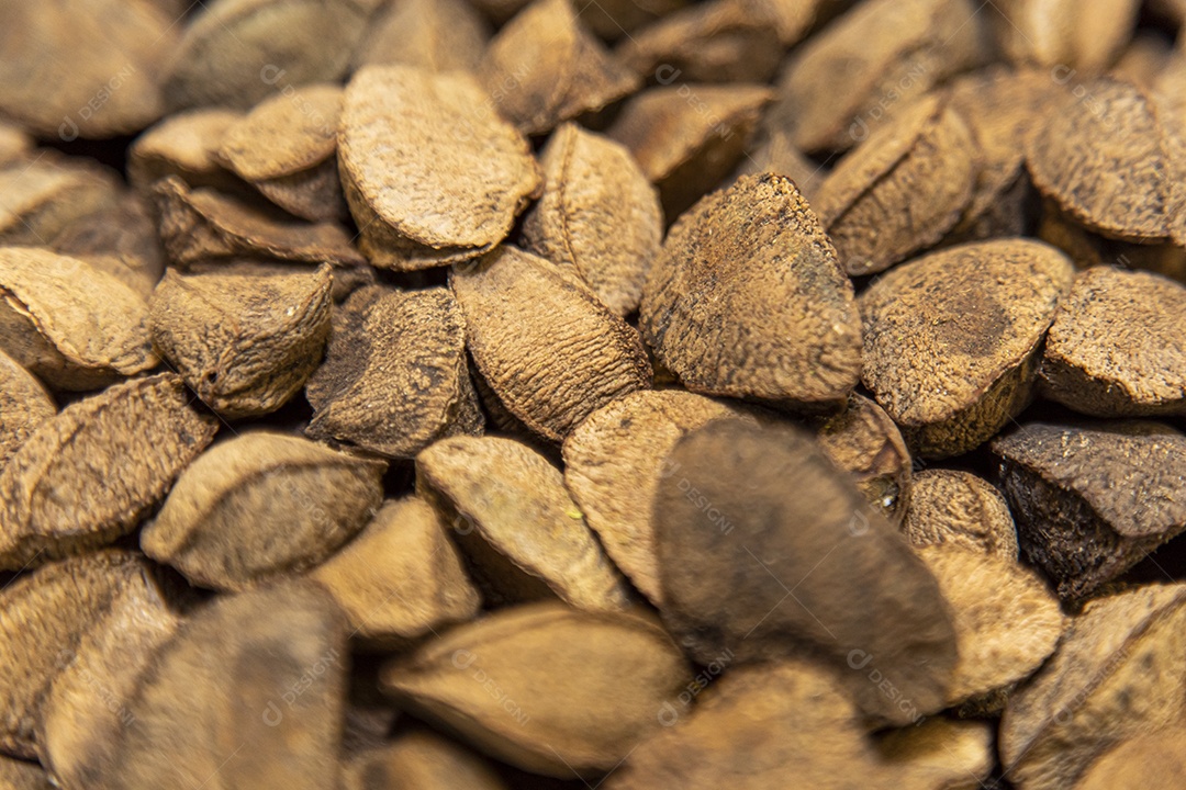 Castanhas empilhadas