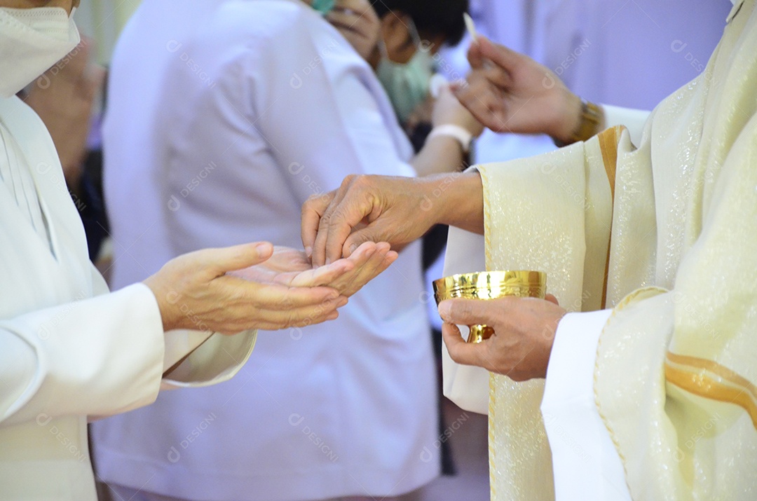 Igreja católica sacramento da comunhão