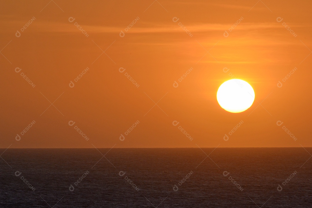 Pôr do sol no mar