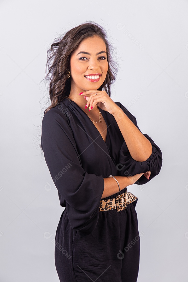 Garota pessoa linda mulher bonita jovem sobre fundo isolado