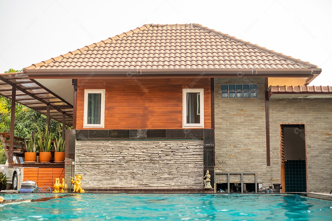 Linda casa com piscina