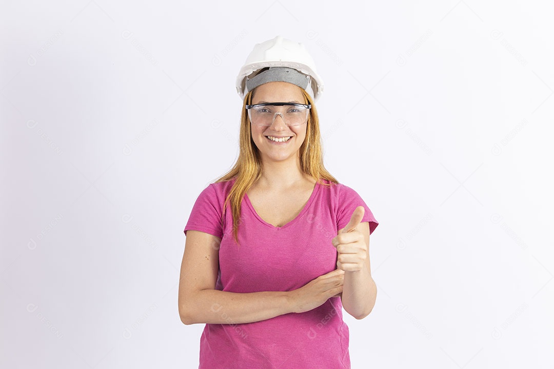 Linda mulher jovem garota usando capacete de obra de segurança