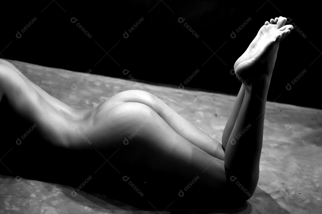 Belas artes eróticas de mulher nua