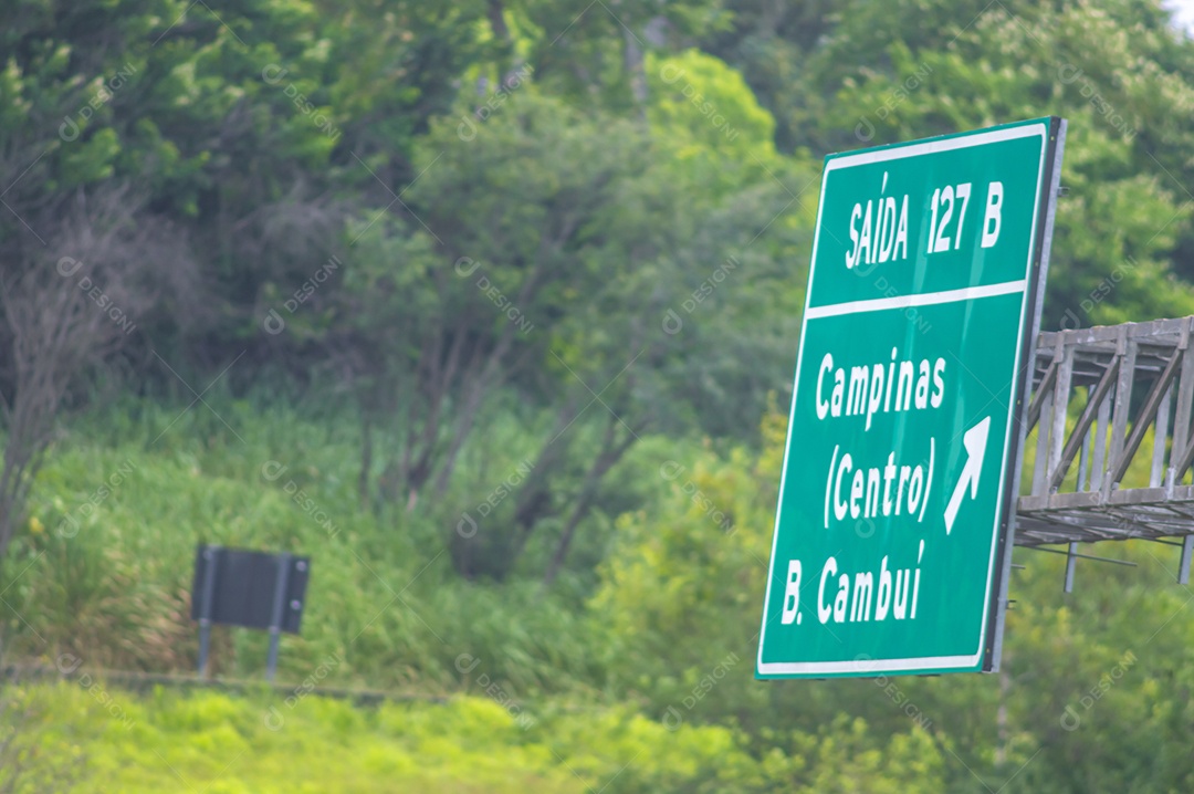 Sinal campinas(center) indicando a direção do centro da cidade.