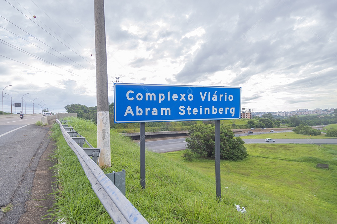 Complexo viário abram steinberg sinal indicativo.