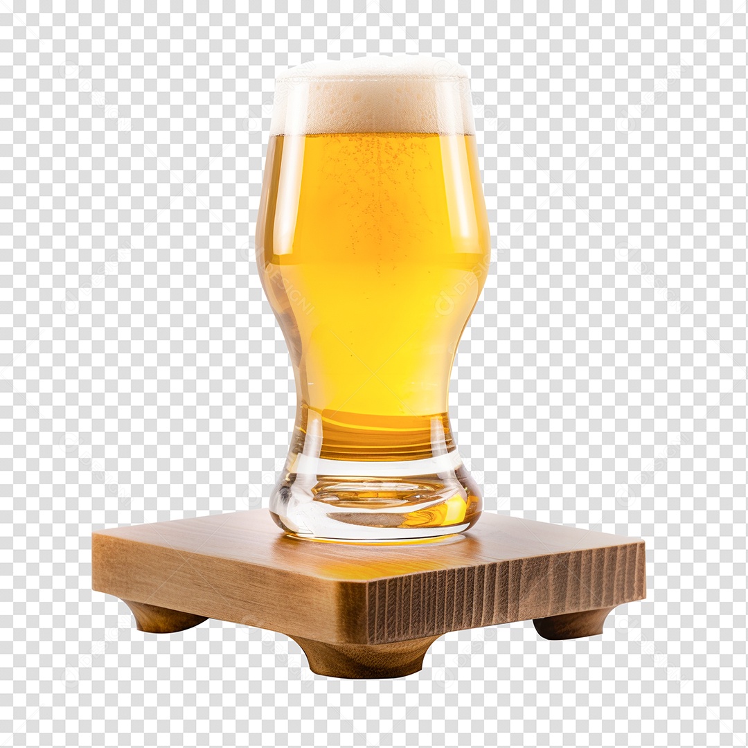 Copo de Cerveja Sobre Tábua de Madeira PNG Transparente
