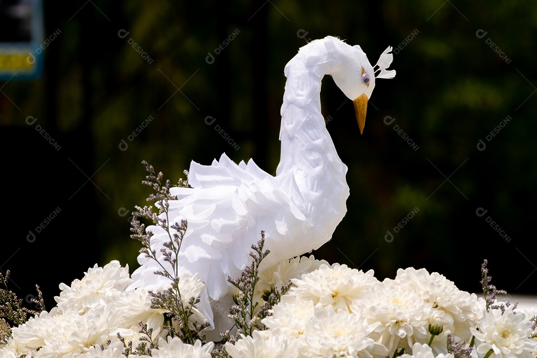 Decoração de festival religioso cisne branco