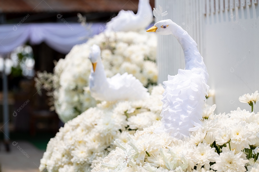 Decoração de festival religioso cisne branco