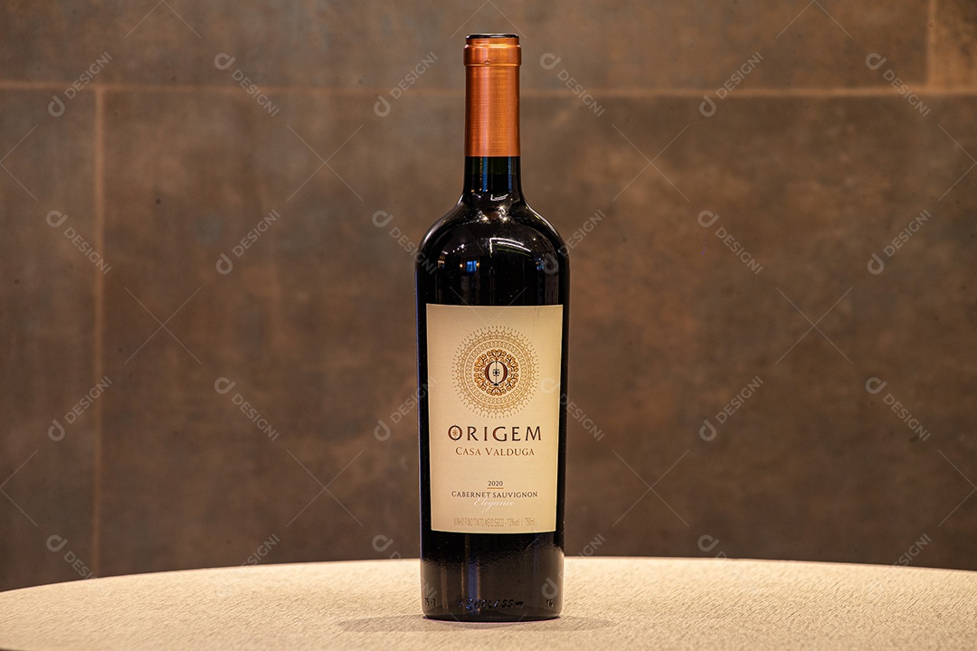 Garrafa de vinho valduga