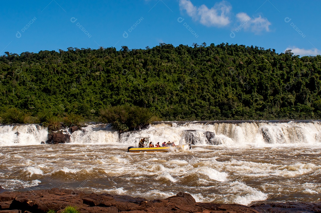 Maior queda longitudinal do mundo no Brasil, Salto do Yucumã