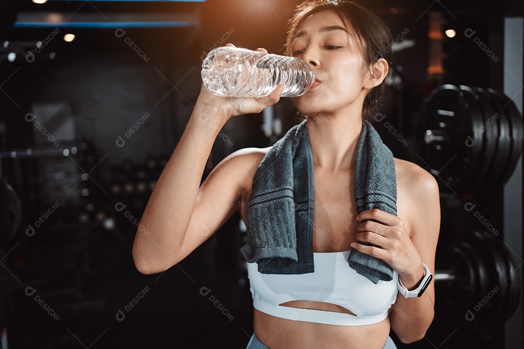 Exercício de saúde de recuperação de água potável