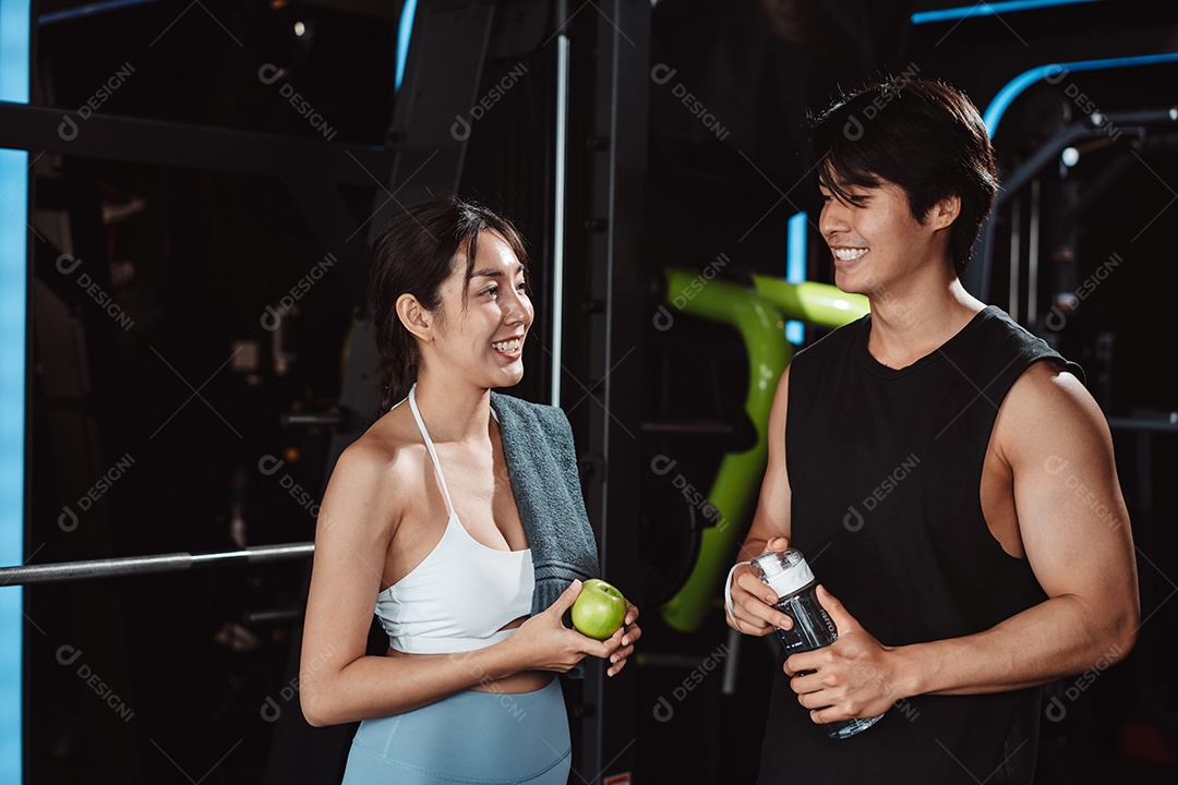 Após o treinamento do esportista e da esportista, exercite-se no ginásio