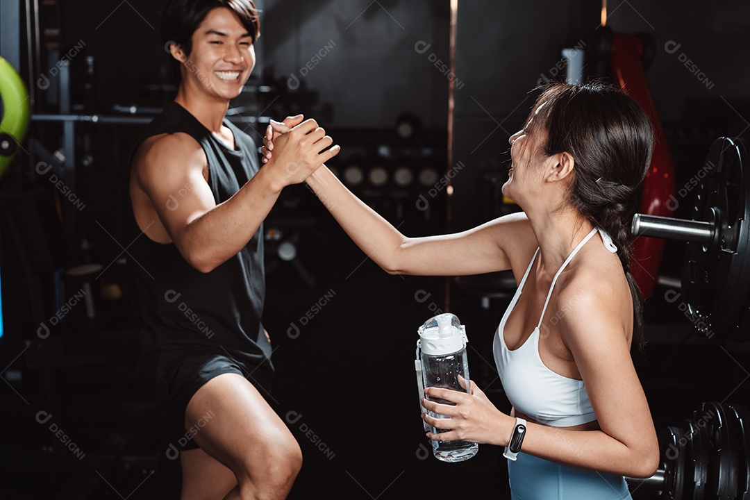 Após o treinamento do esportista e da esportista, exercite-se no ginásio