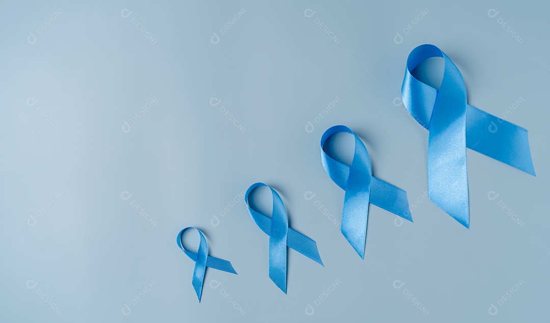 Fita azul para apoiar pessoas com câncer