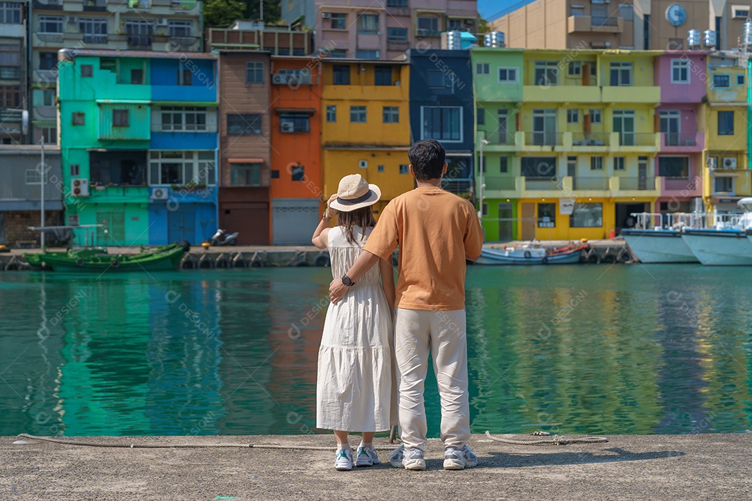 Casal viajante visitando Taiwan, turismo turístico