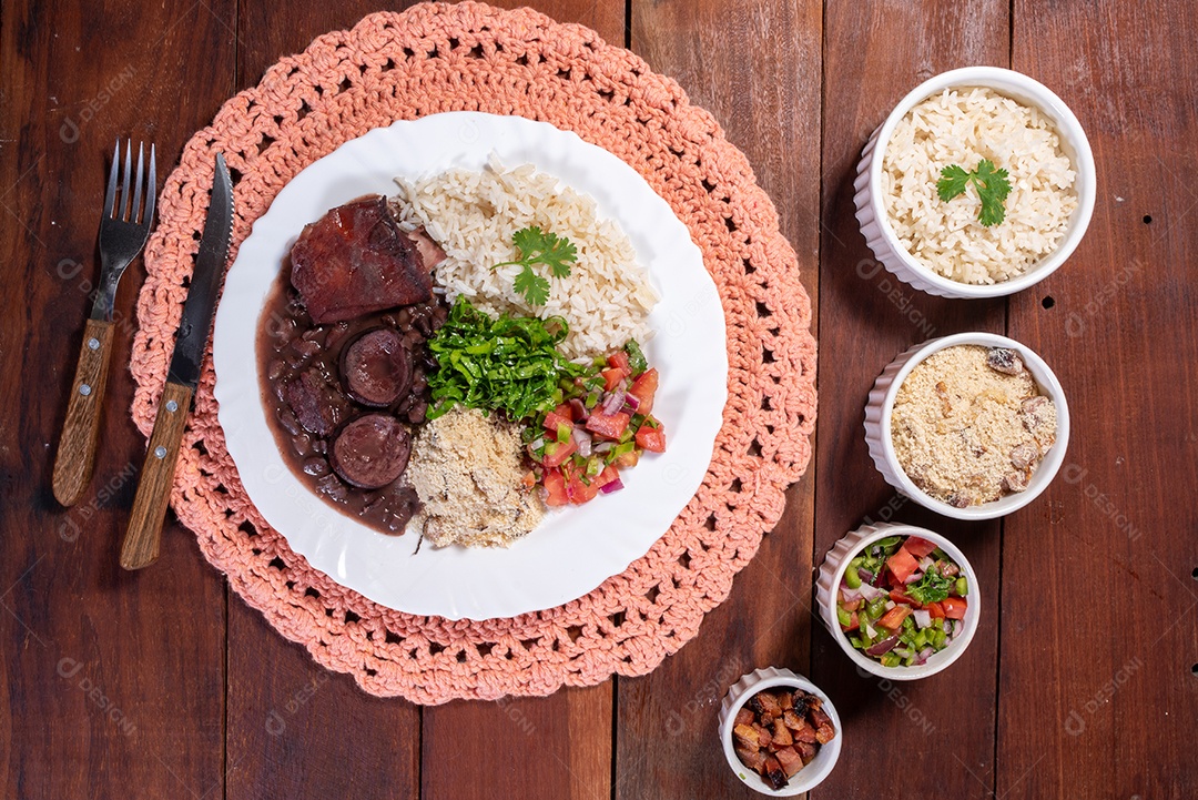 Autêntica Feijoada Brasileira - Um Prato Saudável e Saboroso.