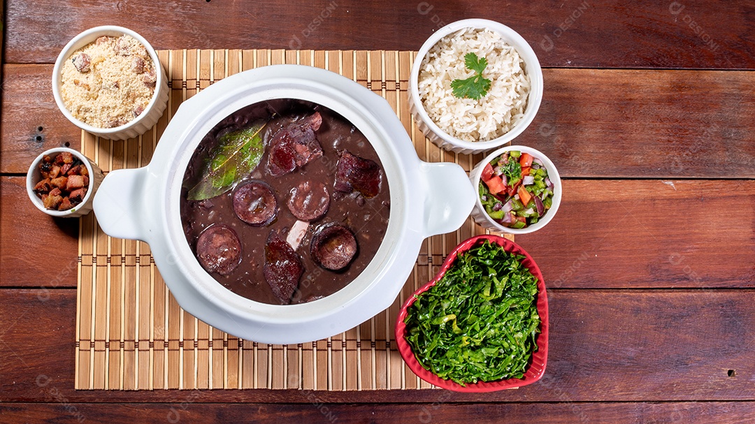 Autêntica Feijoada Brasileira - Um Prato Saudável e Saboroso.