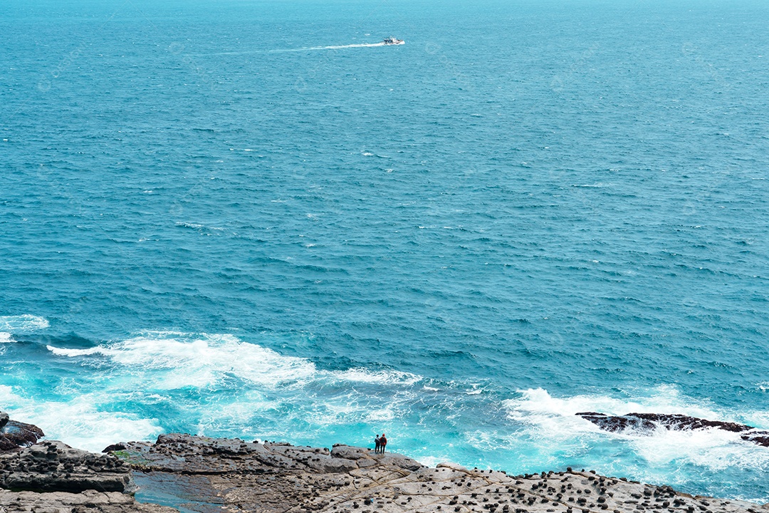 Paisagem e vista do mar da trilha de caminhada Bitou Cape na cidade de Nova Taipei.