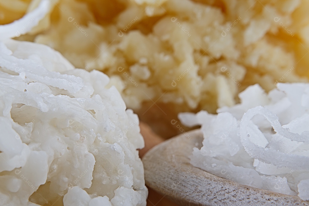 Cocada, doce de coco. Doce de coco tradicional brasileiro.