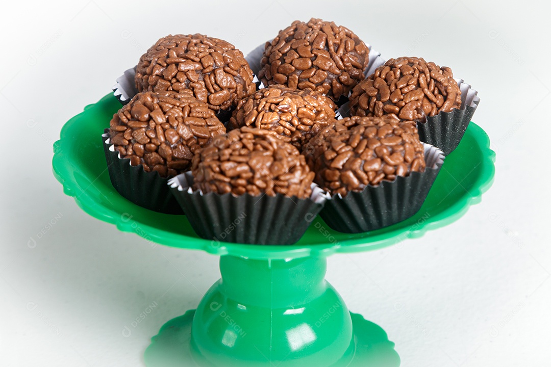 Brigadeiro Doce tradicional brasileiro.