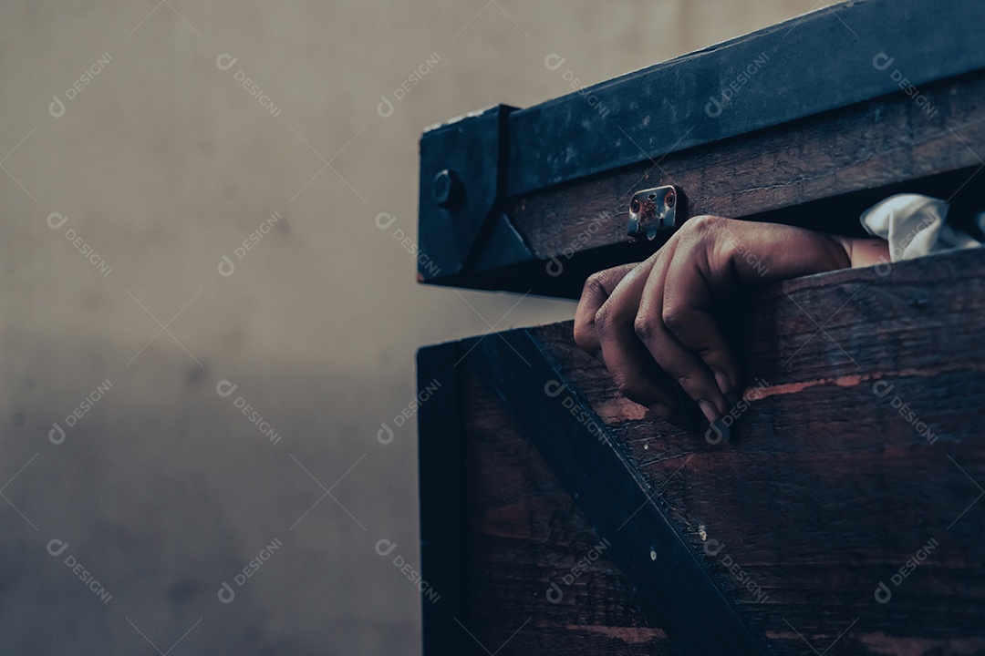 Menina fantasma assustadora festival de halloween.