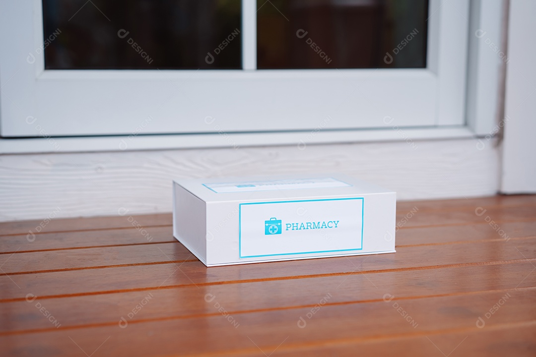 A caixa de primeiros socorros Covid