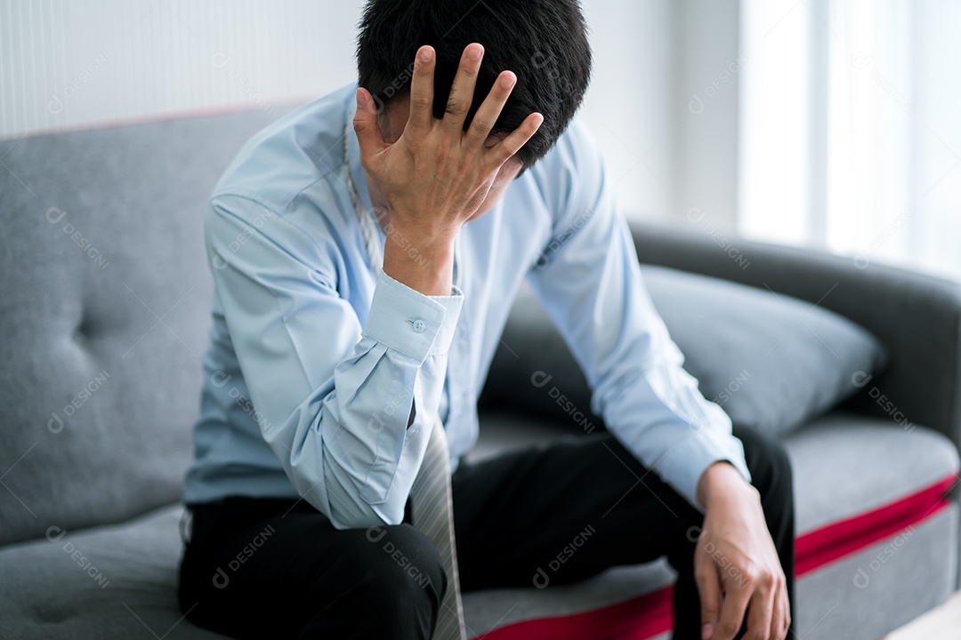 O empresário estira o problema econômico durante o Coronavirus.