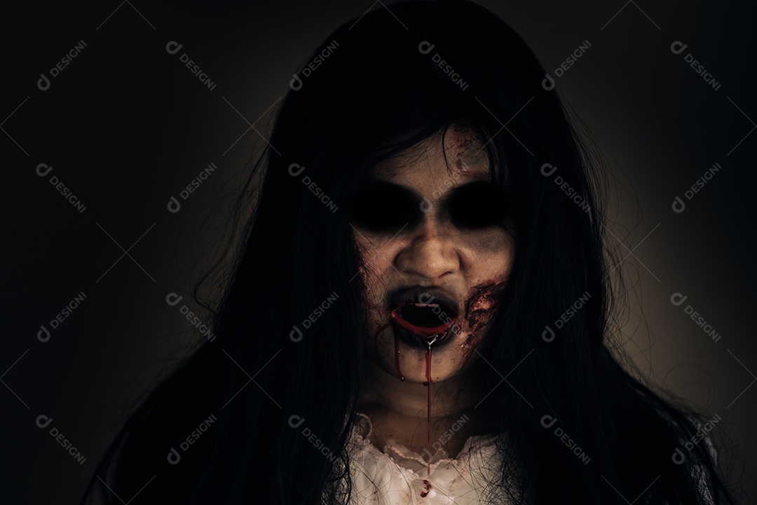 Mulher fantasma festival de halloween