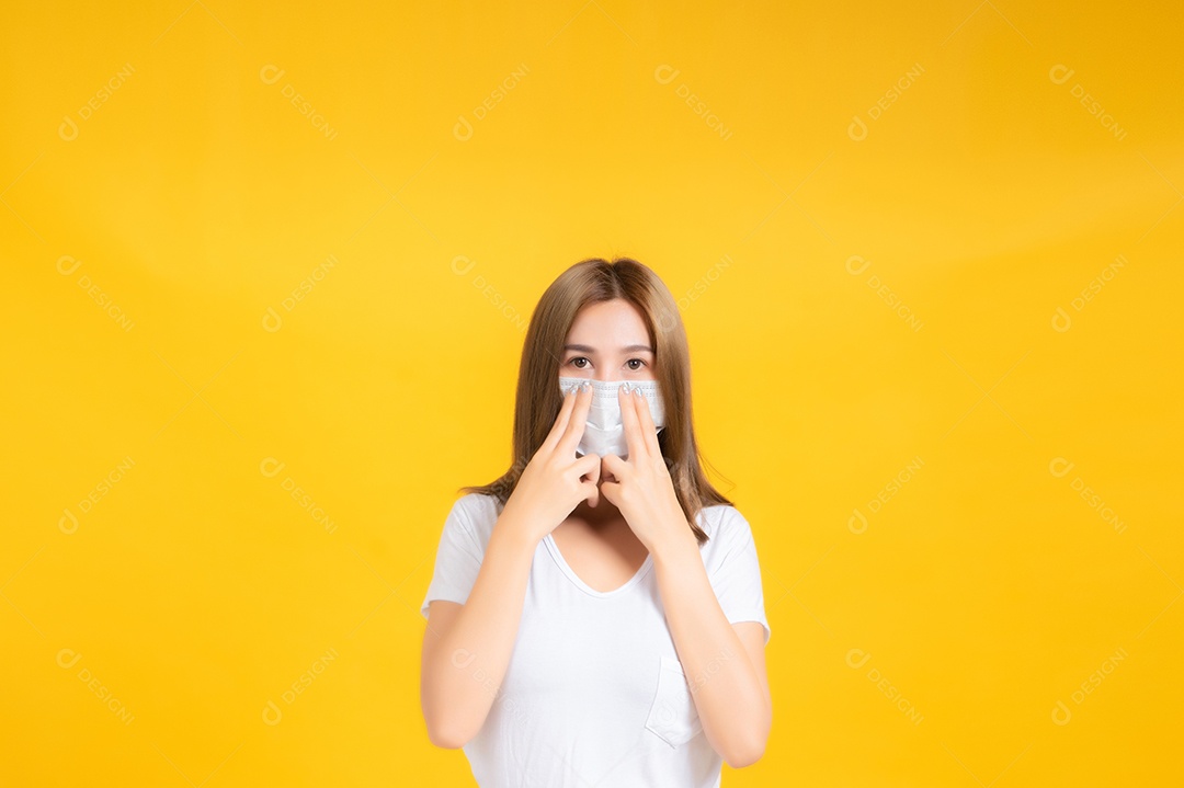 Máscara de coronavírus covid 19 protege filtro de infecção de tosse jovem asiática