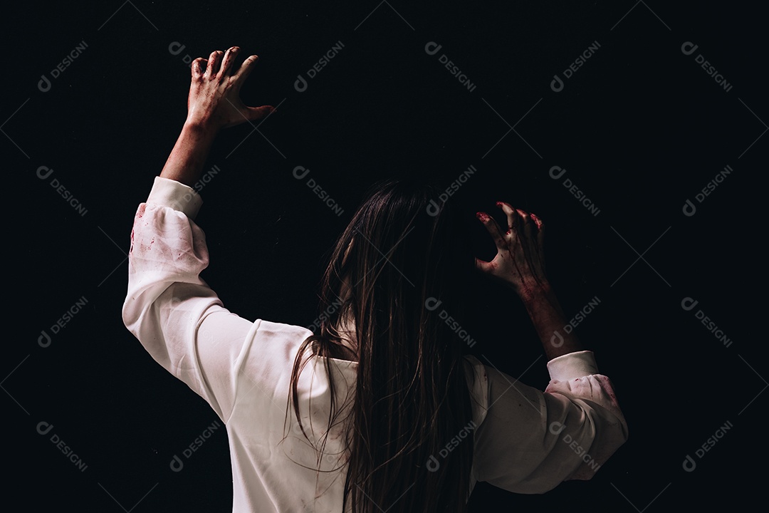 Cena de terror menina fantasma, conceito halloween