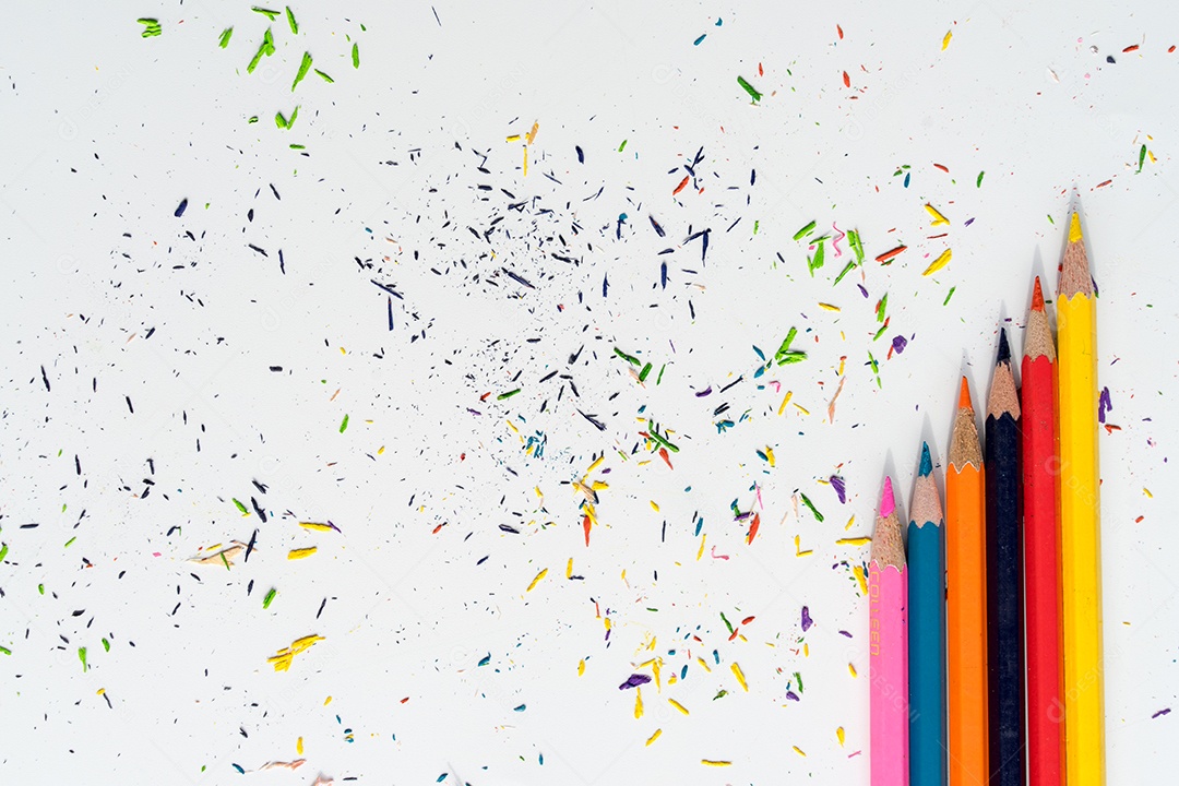 Aparas de lápis no fundo branco