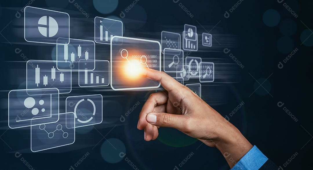 Mão de empresário tocando o ícone gráfico de gestão virtual.