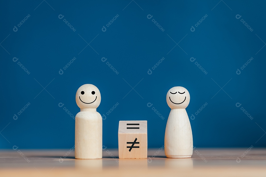 Igualdade de gênero de madeira humana.