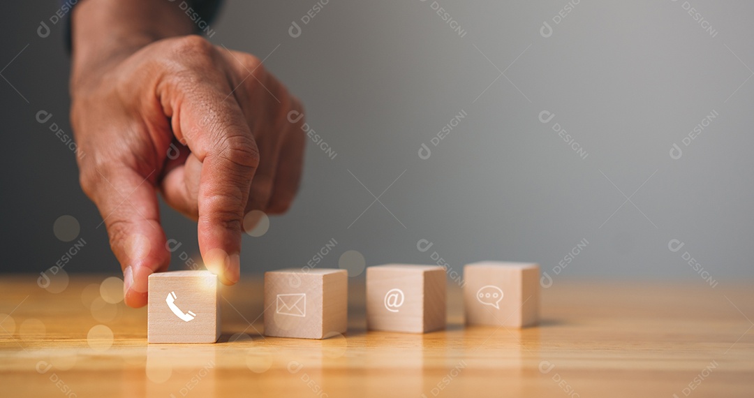 Página do site entre em contato conosco ou conceito de marketing por e-mail