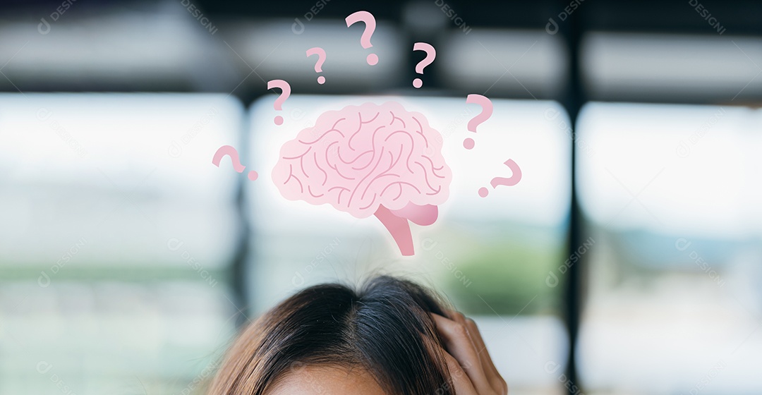 Mulher pensante tocando a cabeça em muitas perguntas com sinais de cérebro
