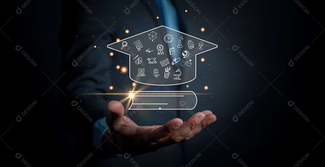 Conceito de certificado de pós-graduação. mãos de homem mostrando chapéu de formatura