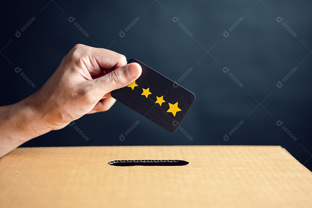 Experiências do cliente dando cinco estrelas