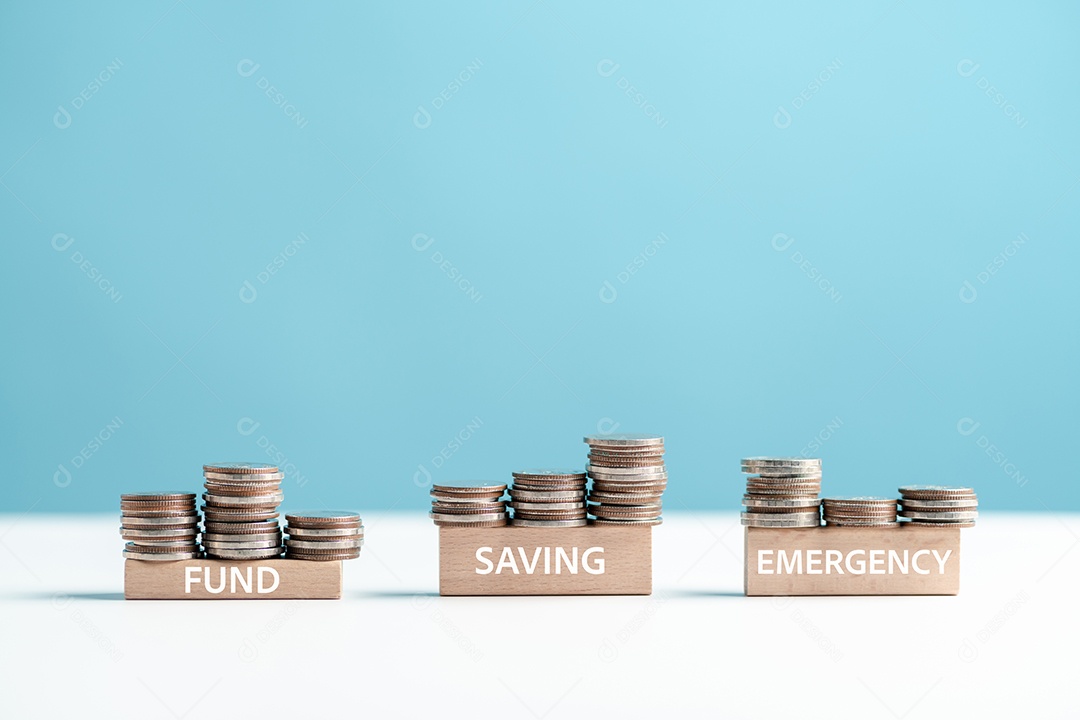 Gestão de dinheiro com fundos, economizando e investindo para o futuro