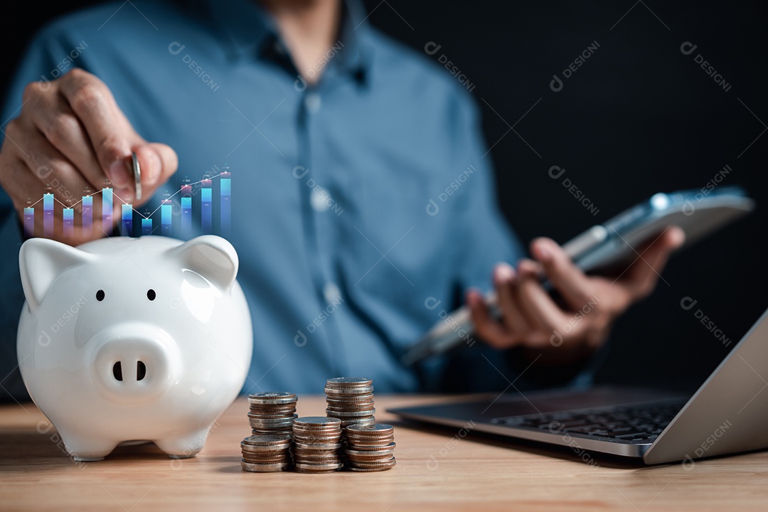 Empresário, economizando dinheiro