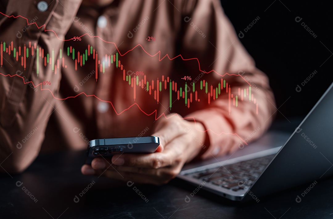 A perda de dinheiro do empresário Investidor analisa o gráfico de ações, gráfico de previsão e análise