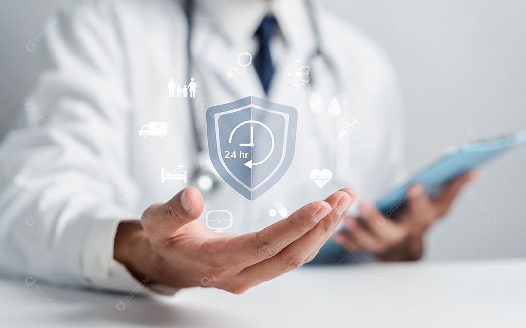 Médico em uniforme de jaleco branco segurando ícone de serviço 24/7